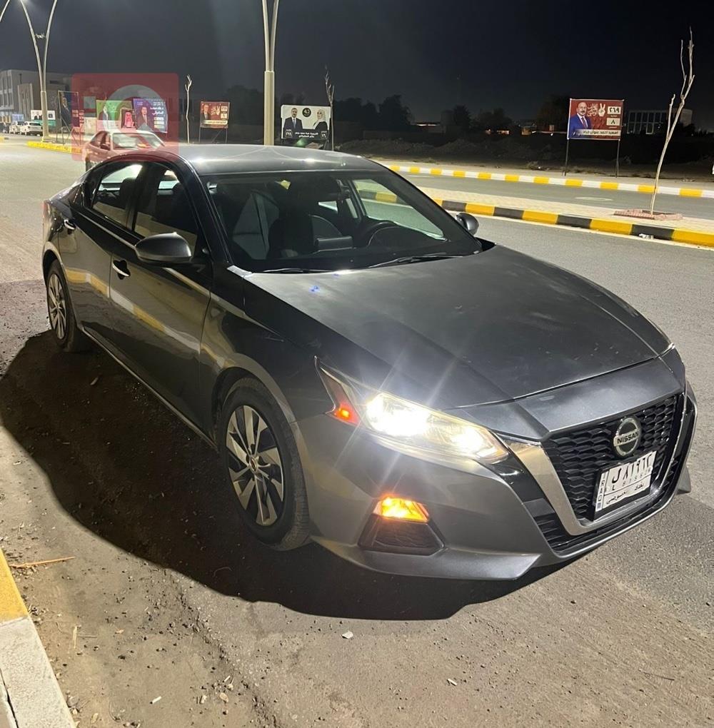 نيسان ألتيما